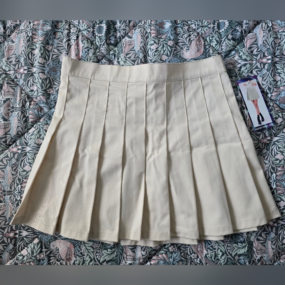 Cream Pleated Skirt